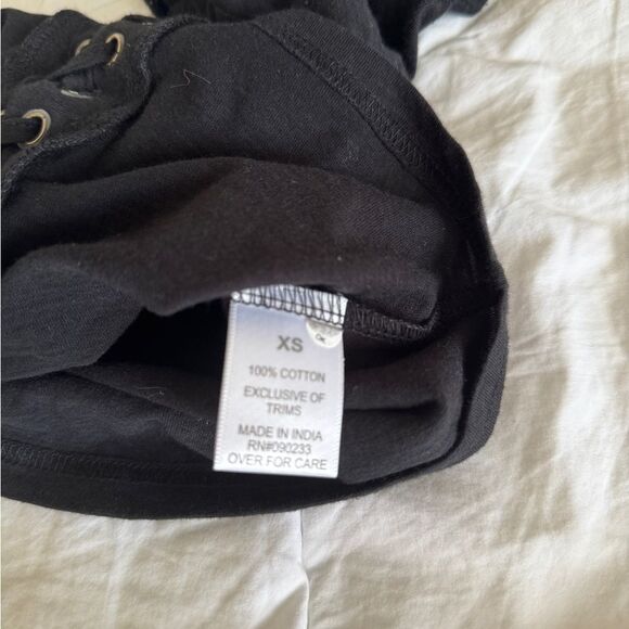 Offer a Price Me to We Black Lace-Up Front Crop Top XS NWT - Picture 9 of 9